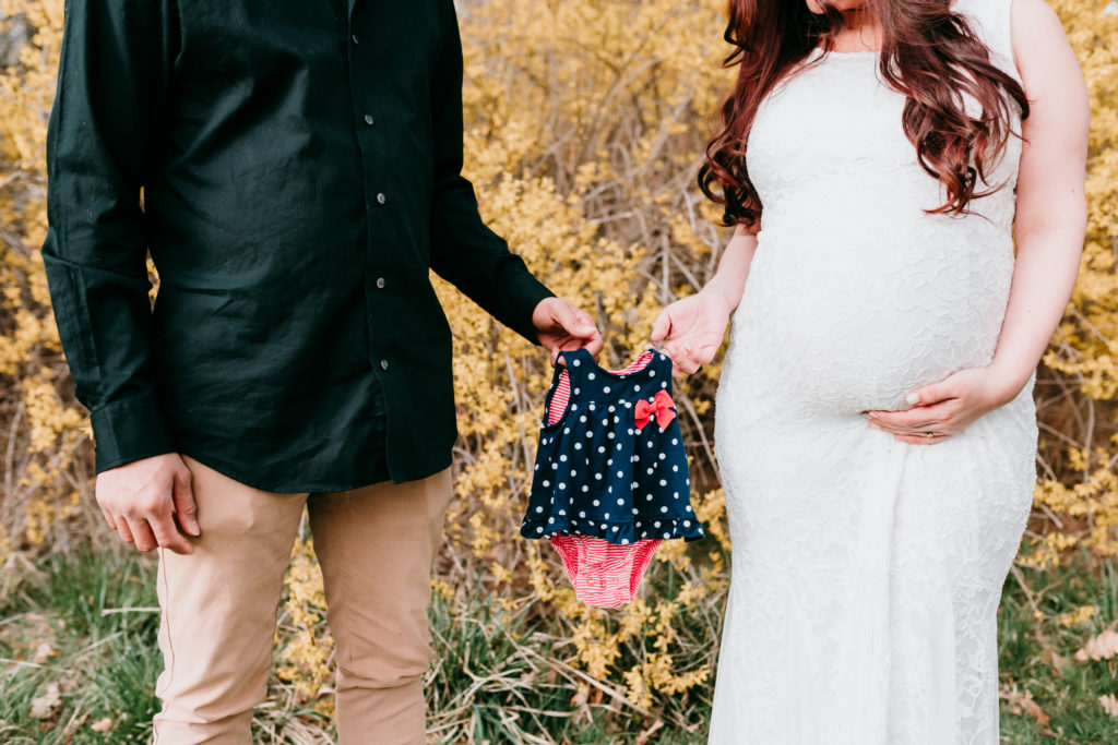 Natalia Maternity Photos - Boise Photographer - Valerie Clement Photography