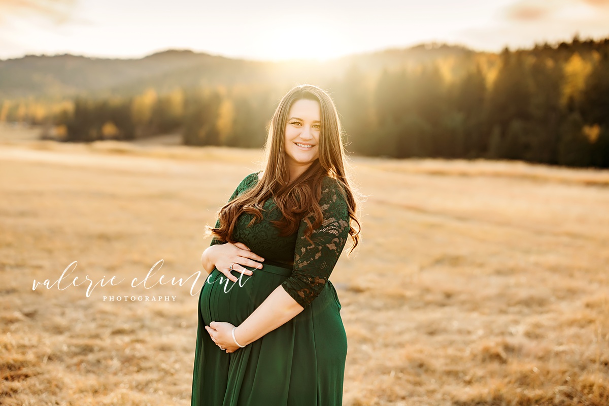 maternity photography session in kalispell montana